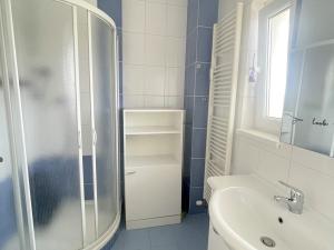 Pronájem bytu 2+1, Praha - Strašnice, U trati, 49 m2