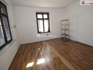 Pronájem komerční nemovitosti, Kraslice, Pohraniční stráže, 90 m2