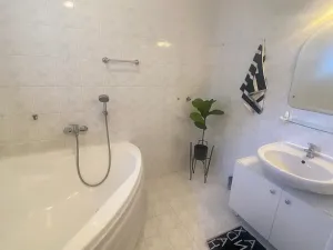 Prodej bytu 2+1, Praha - Suchdol, K Horoměřicům, 82 m2