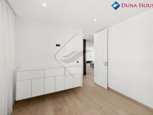 Prodej bytu 3+kk, Praha - Břevnov, Šlikova, 121 m2