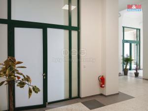 Pronájem obchodního prostoru, Opava - Město, Masarykova třída, 80 m2