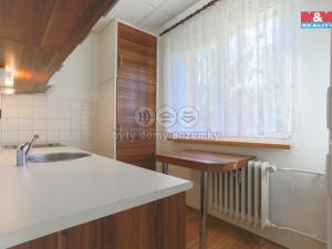 Pronájem bytu 3+1, Karlovy Vary, Brigádníků, 67 m2