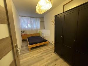 Pronájem kanceláře, Praha - Nusle, V Horkách, 37 m2