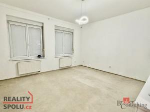 Pronájem bytu 2+kk, Žatec, Otokara Březiny, 52 m2