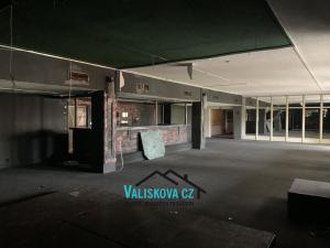 Pronájem obchodního prostoru, Kroměříž, Oskol, 1965 m2