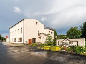 Prodej rodinného domu, Číměř, 768 m2