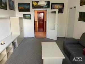 Pronájem bytu 2+1, Uherský Brod, Hlavní, 58 m2