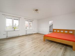 Prodej bytu 3+1, Planá, Nádražní, 155 m2