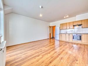 Pronájem bytu 1+kk, Praha - Písnice, Švihovská, 42 m2