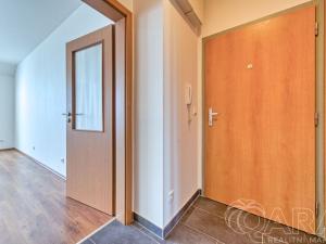 Pronájem bytu 1+kk, Praha - Písnice, Švihovská, 42 m2