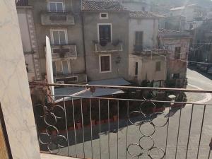 Prodej domu, Piazza Casale, Santa Maria del Cedro, Kalábrie, Itálie, 85 m2