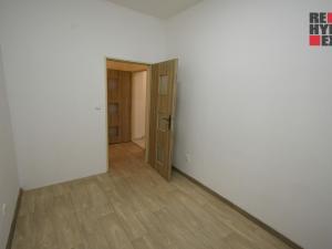 Prodej bytu 2+1, Milovice - Mladá, Zátopkova, 59 m2