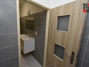 Prodej bytu 2+1, Milovice - Mladá, Zátopkova, 59 m2