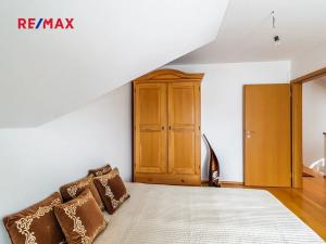 Prodej rodinného domu, Praha - Dolní Chabry, Klášterecká, 188 m2