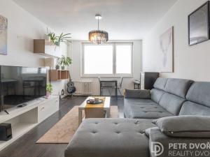 Pronájem bytu 3+kk, Praha - Petrovice, Rezlerova, 68 m2