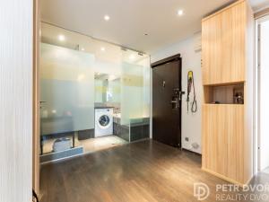 Pronájem bytu 3+kk, Praha - Petrovice, Rezlerova, 68 m2