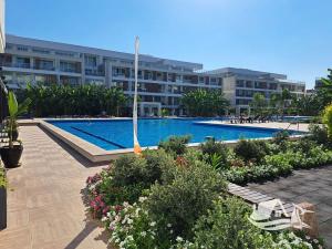 Prodej bytu 2+kk, Trikomo, Kypr, 60 m2