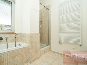 Pronájem rodinného domu, Průhonice, Františka Zemana, 400 m2
