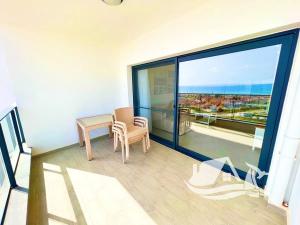 Prodej bytu 2+kk, Trikomo, Kypr, 71 m2