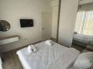 Prodej bytu 3+kk, Trikomo, Kypr, 75 m2