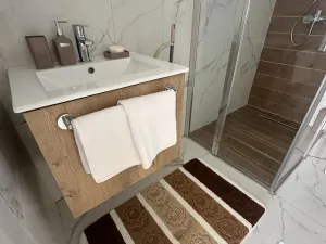 Prodej bytu 3+kk, Trikomo, Kypr, 75 m2