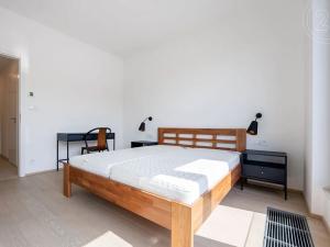 Pronájem bytu 2+kk, Praha - Nové Město, 59 m2