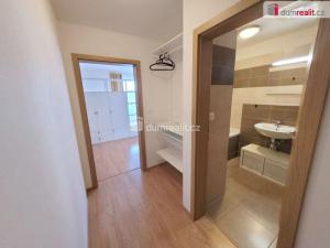 Pronájem bytu 1+kk, Hostivice, Ječná, 37 m2