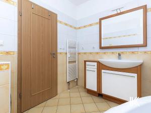 Pronájem bytu 3+kk, Pardubice, Dubová, 75 m2