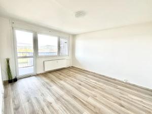 Pronájem bytu 3+1, Česká Lípa, Uranová, 77 m2