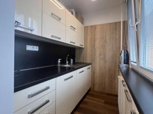 Pronájem bytu 1+kk, Hradec Králové - Pražské Předměstí, Baarova, 32 m2