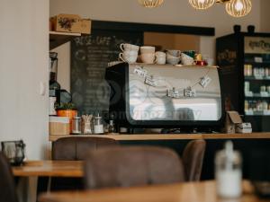 Pronájem restaurace, Horoušany - Horoušánky, Hlavní, 79 m2