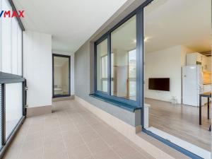 Pronájem bytu 2+kk, Praha - Střížkov, Makedonská, 60 m2