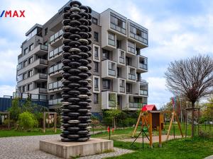 Pronájem bytu 2+kk, Praha - Střížkov, Makedonská, 60 m2