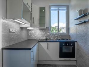 Pronájem bytu 1+1, Praha - Holešovice, Na Maninách, 37 m2