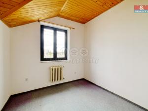 Prodej bytu 3+1, Mariánské Lázně - Hamrníky, třída Vítězství, 70 m2
