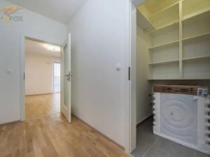 Pronájem bytu 3+kk, Praha - Modřany, Zlochova, 83 m2