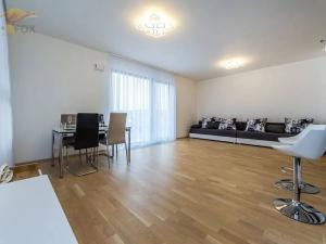 Pronájem bytu 3+kk, Praha - Modřany, Zlochova, 83 m2