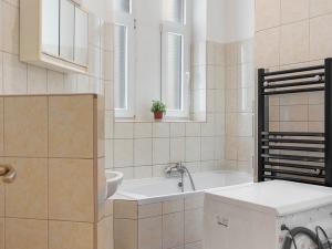 Prodej bytu 2+1, Praha - Libeň, Na stráži, 48 m2