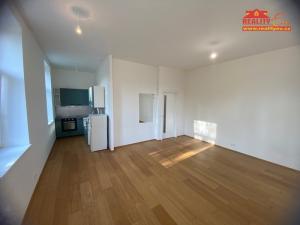 Prodej bytu 1+kk, Kutná Hora - Hlouška, Pod Valy, 45 m2