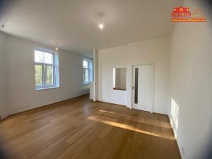 Prodej bytu 1+kk, Kutná Hora - Hlouška, Pod Valy, 45 m2