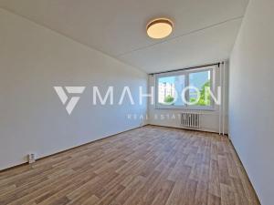 Pronájem bytu 2+kk, Praha - Hloubětín, Kardašovská, 53 m2