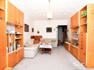 Prodej bytu 3+1, Louny, Školní, 69 m2
