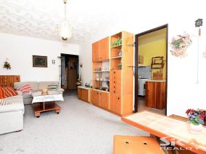 Prodej bytu 3+1, Louny, Školní, 69 m2