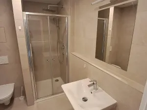 Pronájem bytu 1+kk, Praha - Černý Most, Dobrovolného, 37 m2