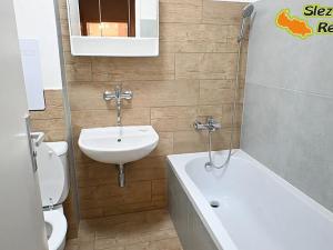 Pronájem bytu 3+1, Ostrava, Porubská, 80 m2