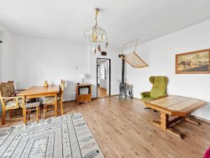 Prodej rodinného domu, Hoštka, Hřbitovní, 280 m2
