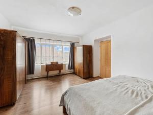 Prodej rodinného domu, Hoštka, Hřbitovní, 280 m2