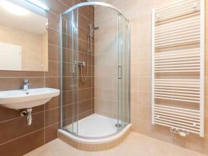 Pronájem bytu 2+kk, Praha - Hostavice, U Hostavického potoka, 55 m2