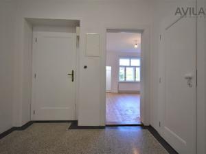 Pronájem bytu 2+kk, Praha - Smíchov, U Nikolajky, 52 m2