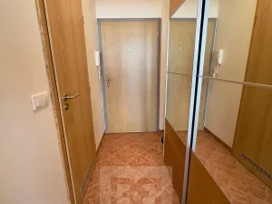 Pronájem bytu 1+kk, Praha - Uhříněves, U uhříněveské obory, 32 m2